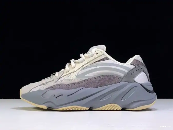 Tephra 700 Boost Adidas Yeezy FU7914 v2 0528